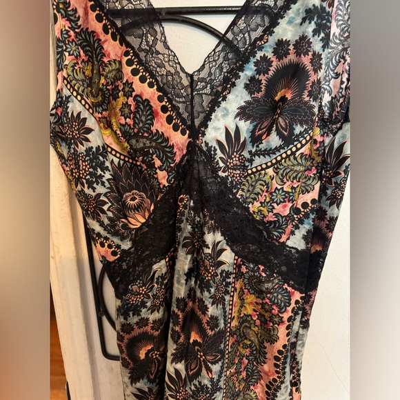 Size 36 Sandro lace silk dress - Picture 9 of 9